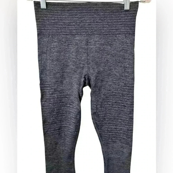 Athleta Seamless Charcoal Gray Compression Leggings - Picture 6 of 8